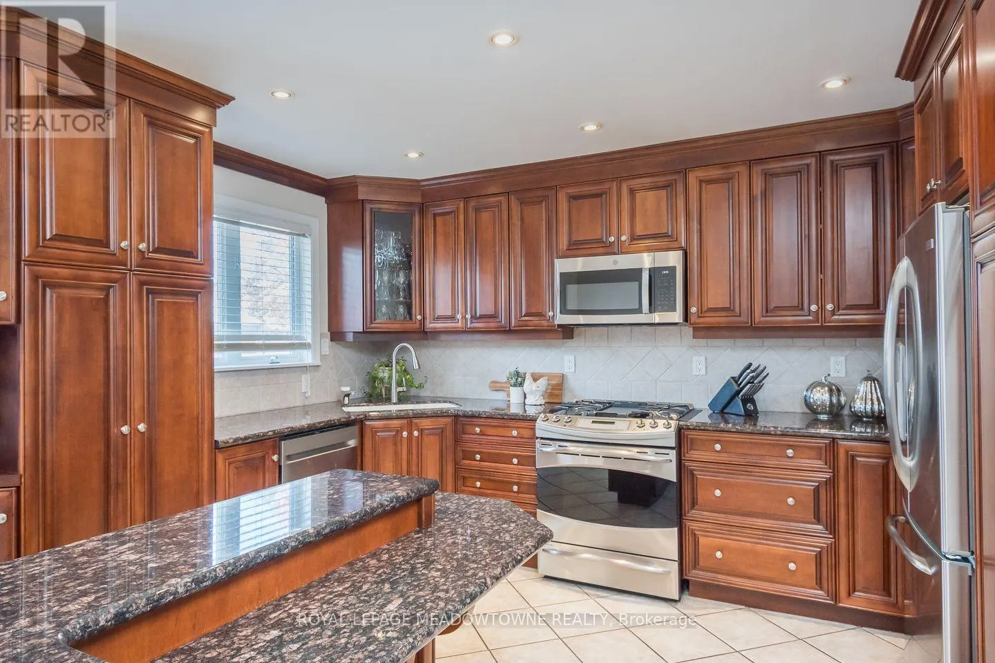 46 REYNIER DRIVE