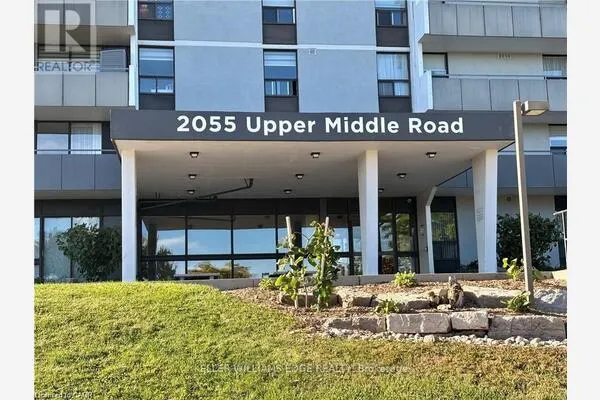 302 - 2055 UPPER MIDDLE ROAD