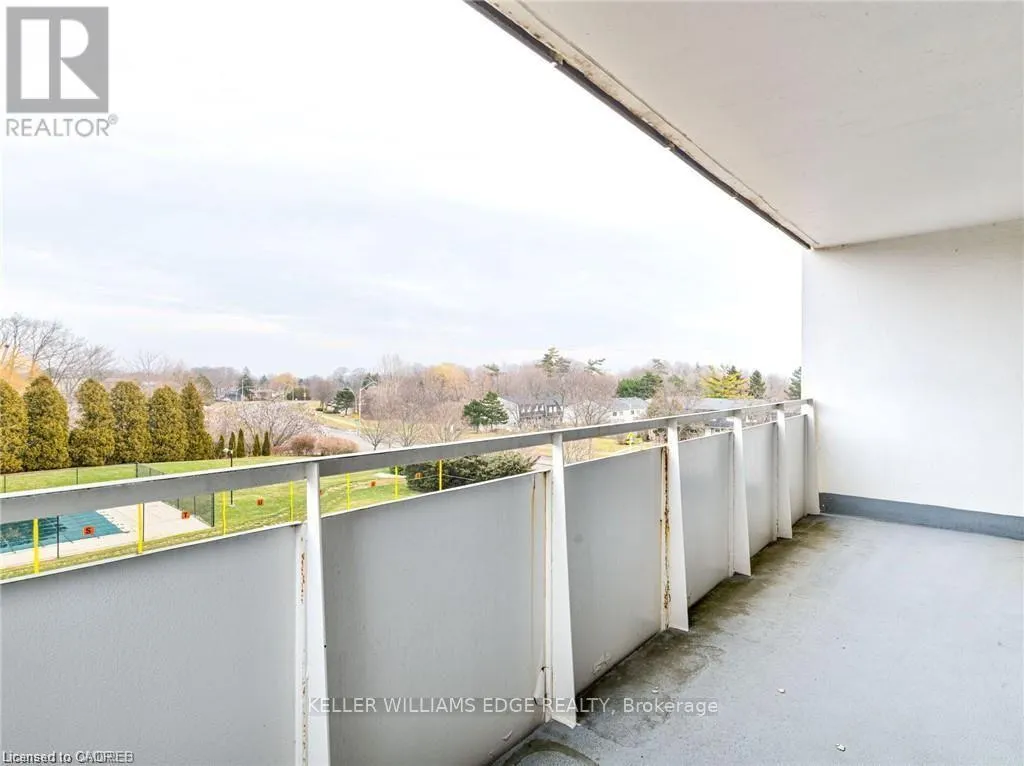 302 - 2055 UPPER MIDDLE ROAD