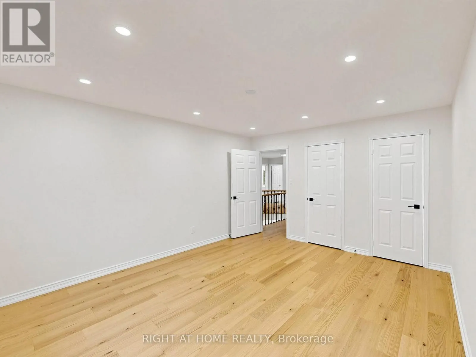 2920 KINGSWAY DRIVE