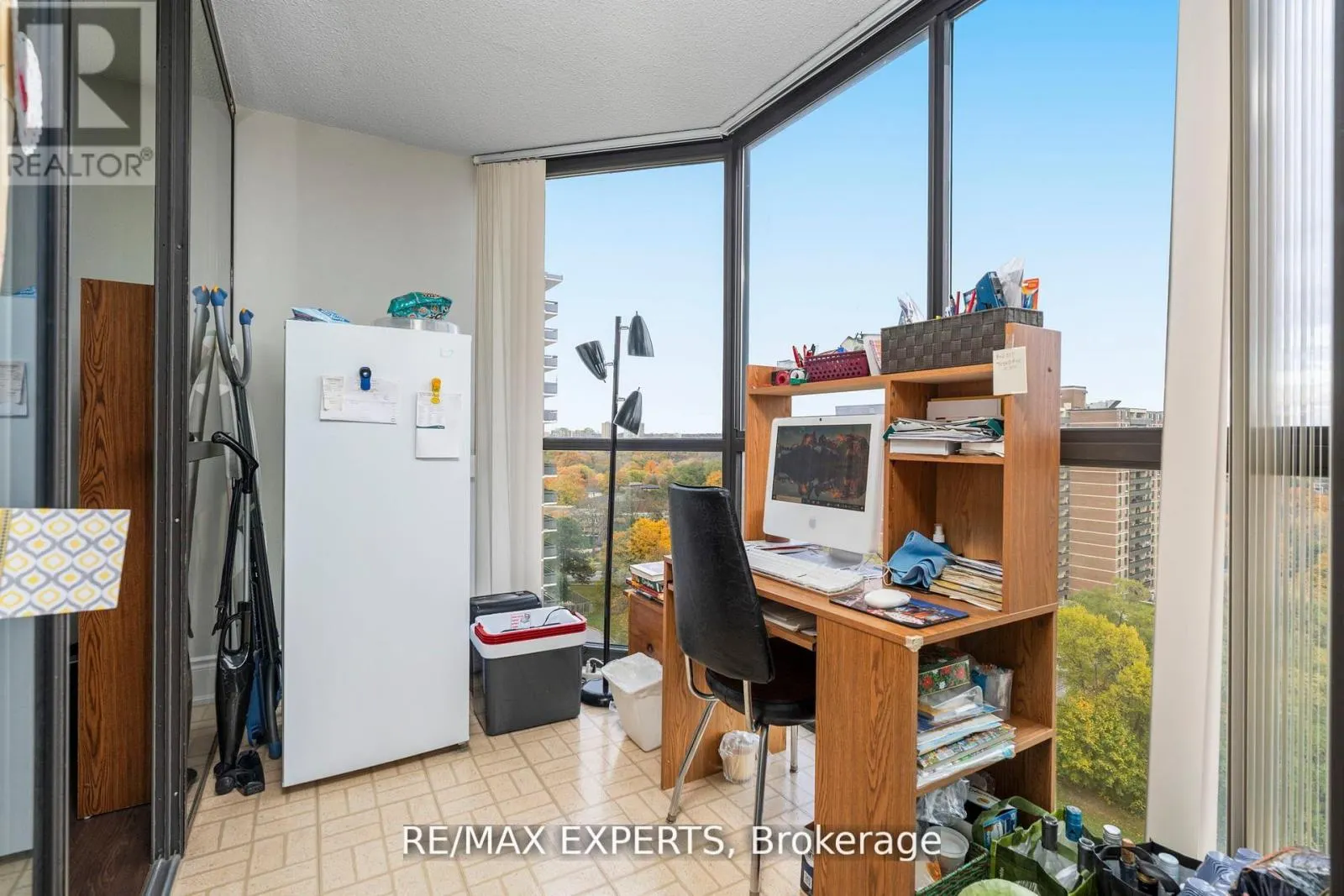 1103 - 40 RICHVIEW ROAD