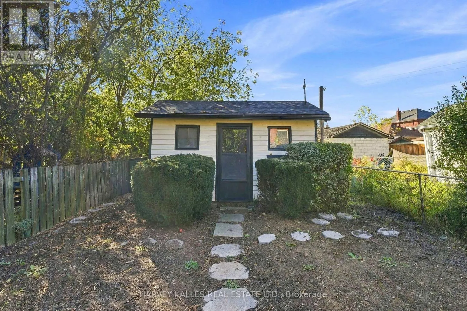 26 MIRANDA AVENUE