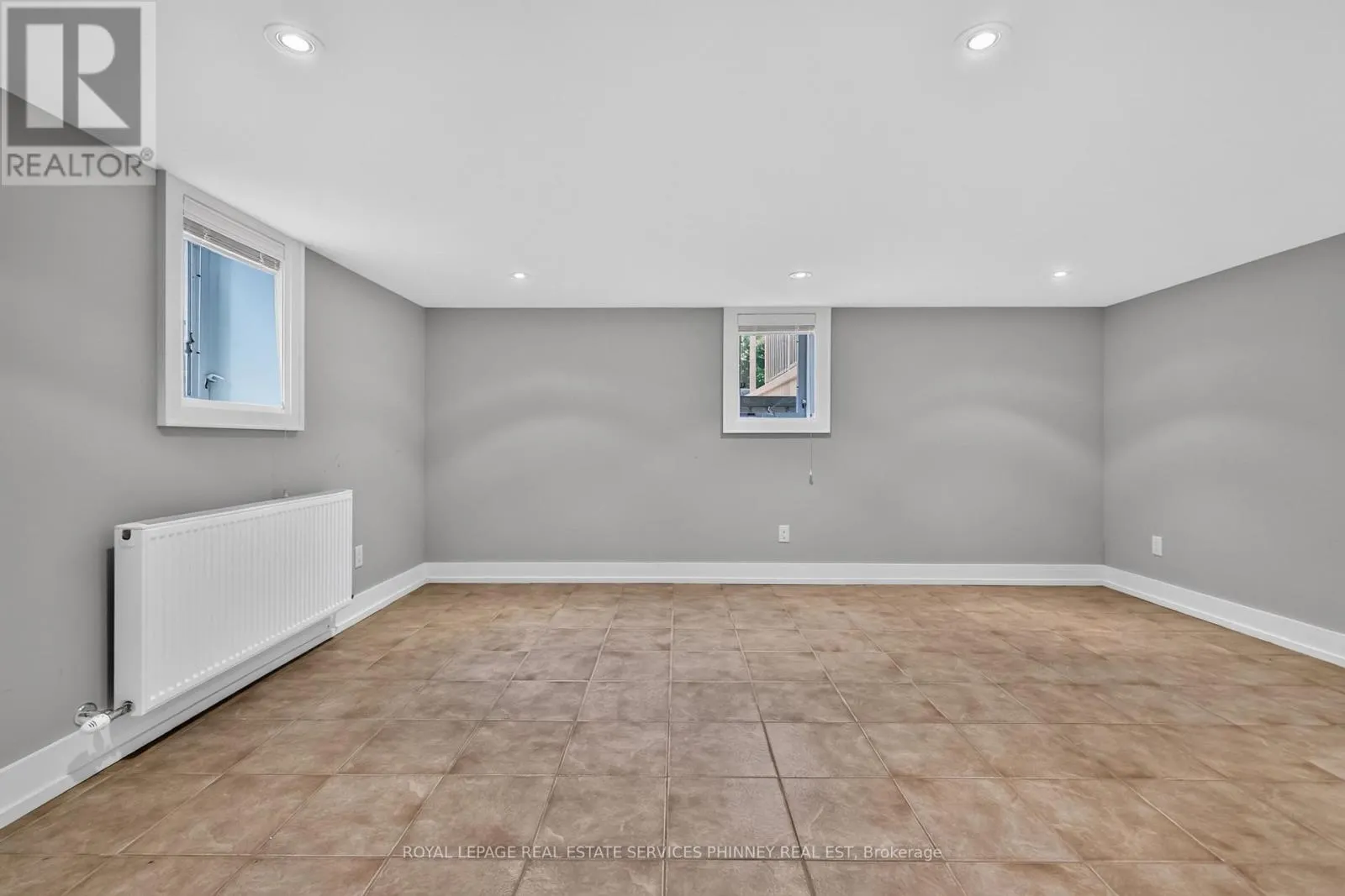 21 CUMBERLAND DRIVE
