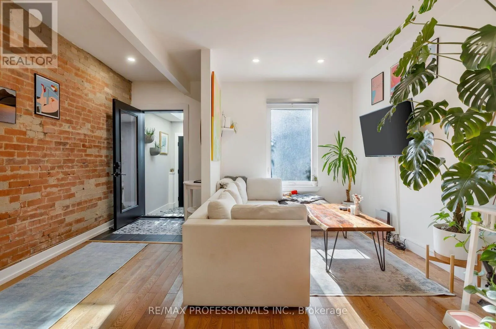 44 MCCORMACK STREET