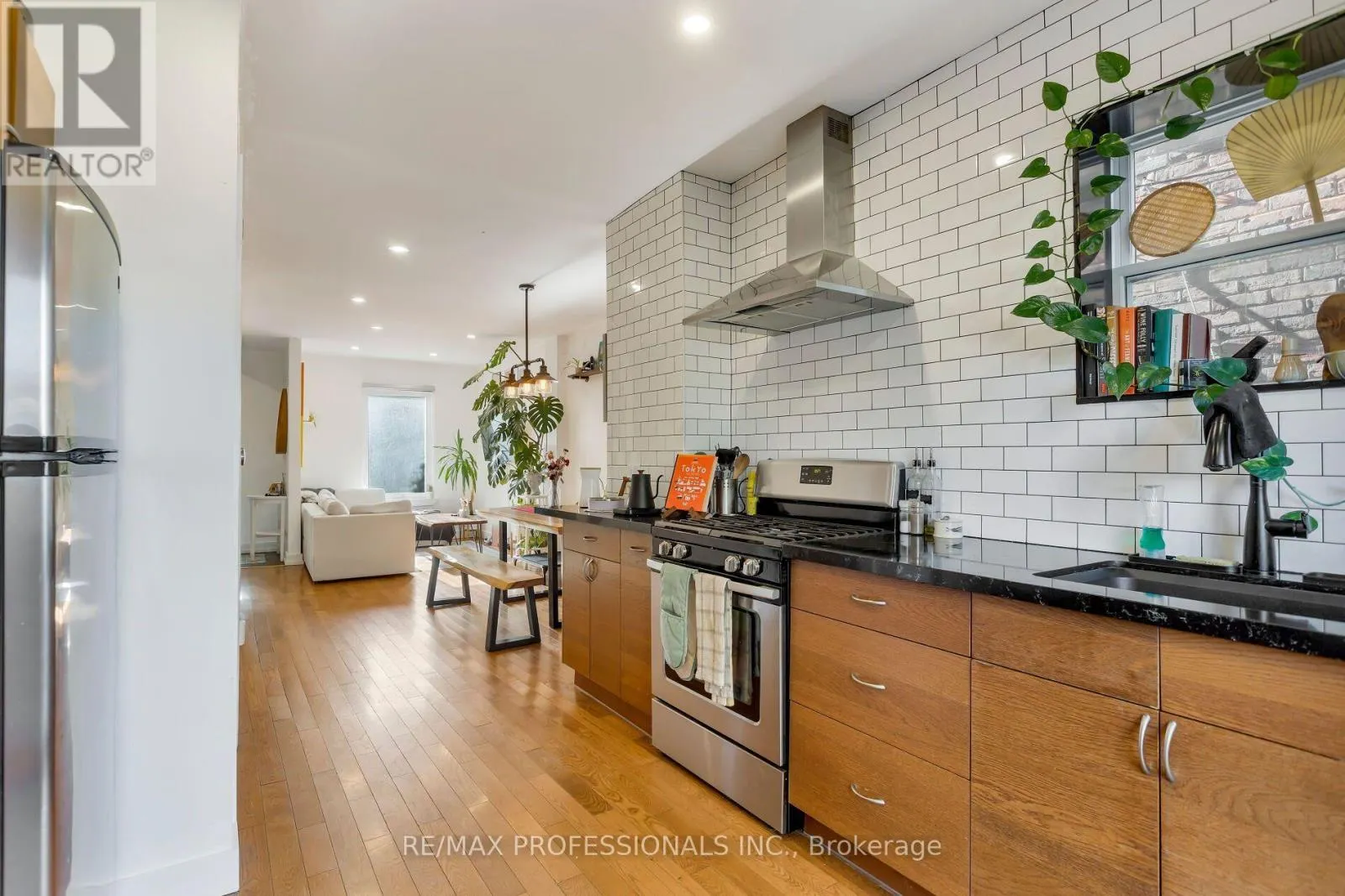 44 MCCORMACK STREET