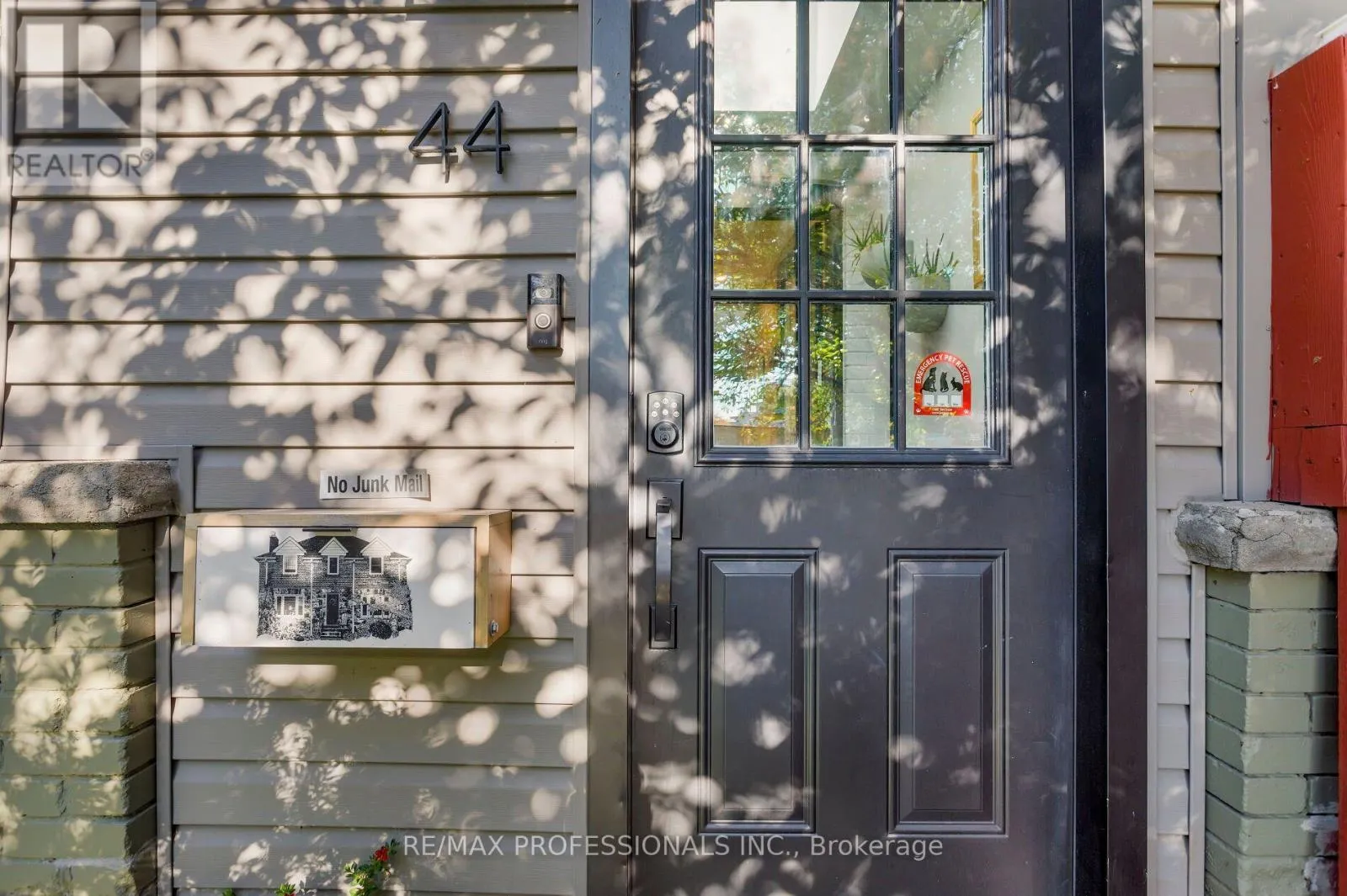 44 MCCORMACK STREET