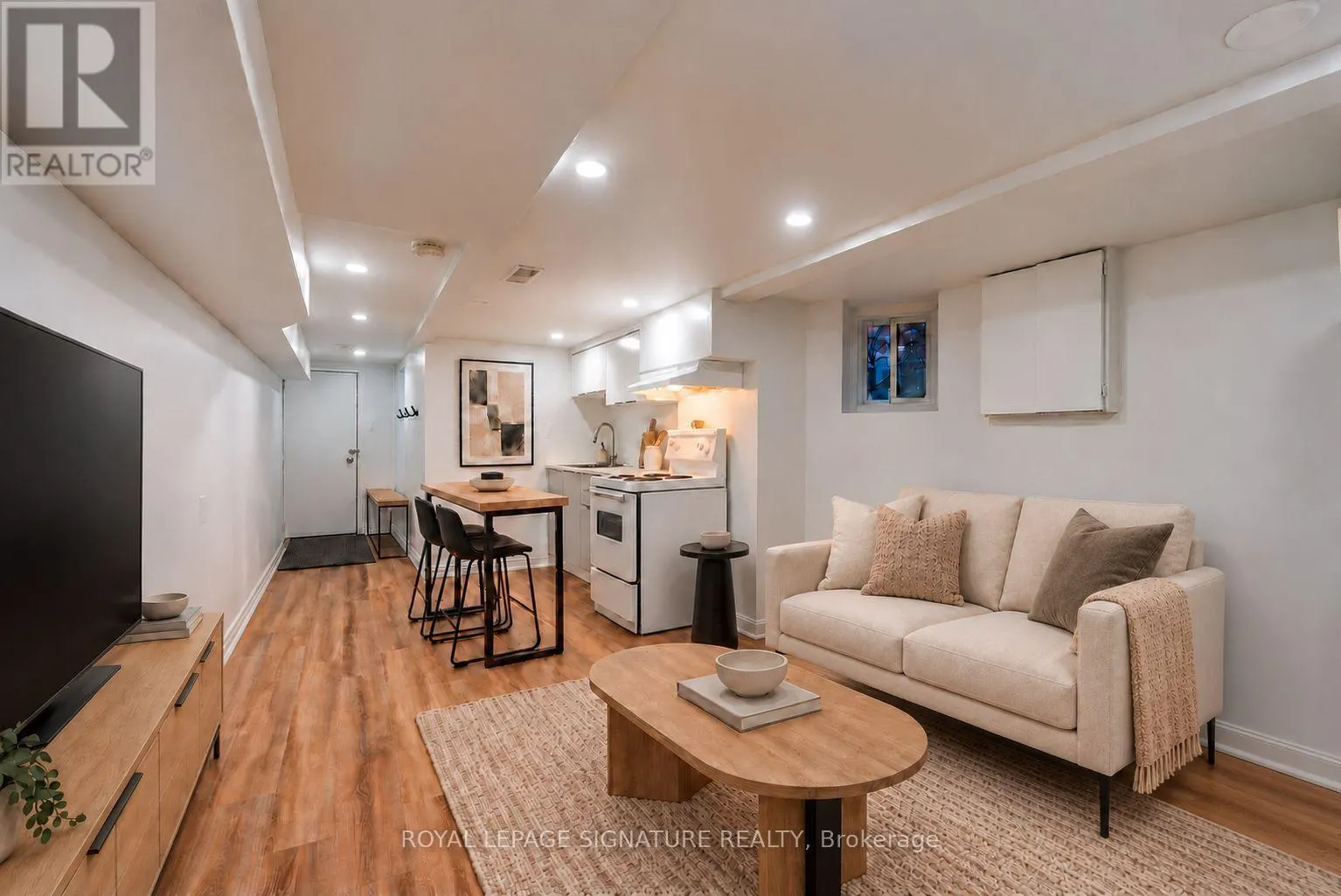 LOWER - 1043 OSSINGTON AVENUE