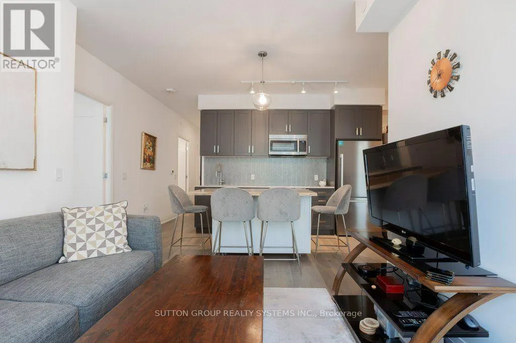 207 - 293 THE KINGSWAY