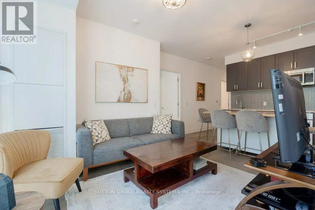 207 - 293 THE KINGSWAY