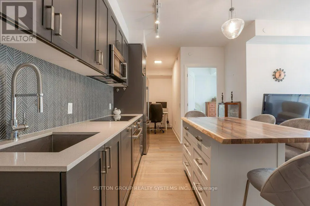 207 - 293 THE KINGSWAY