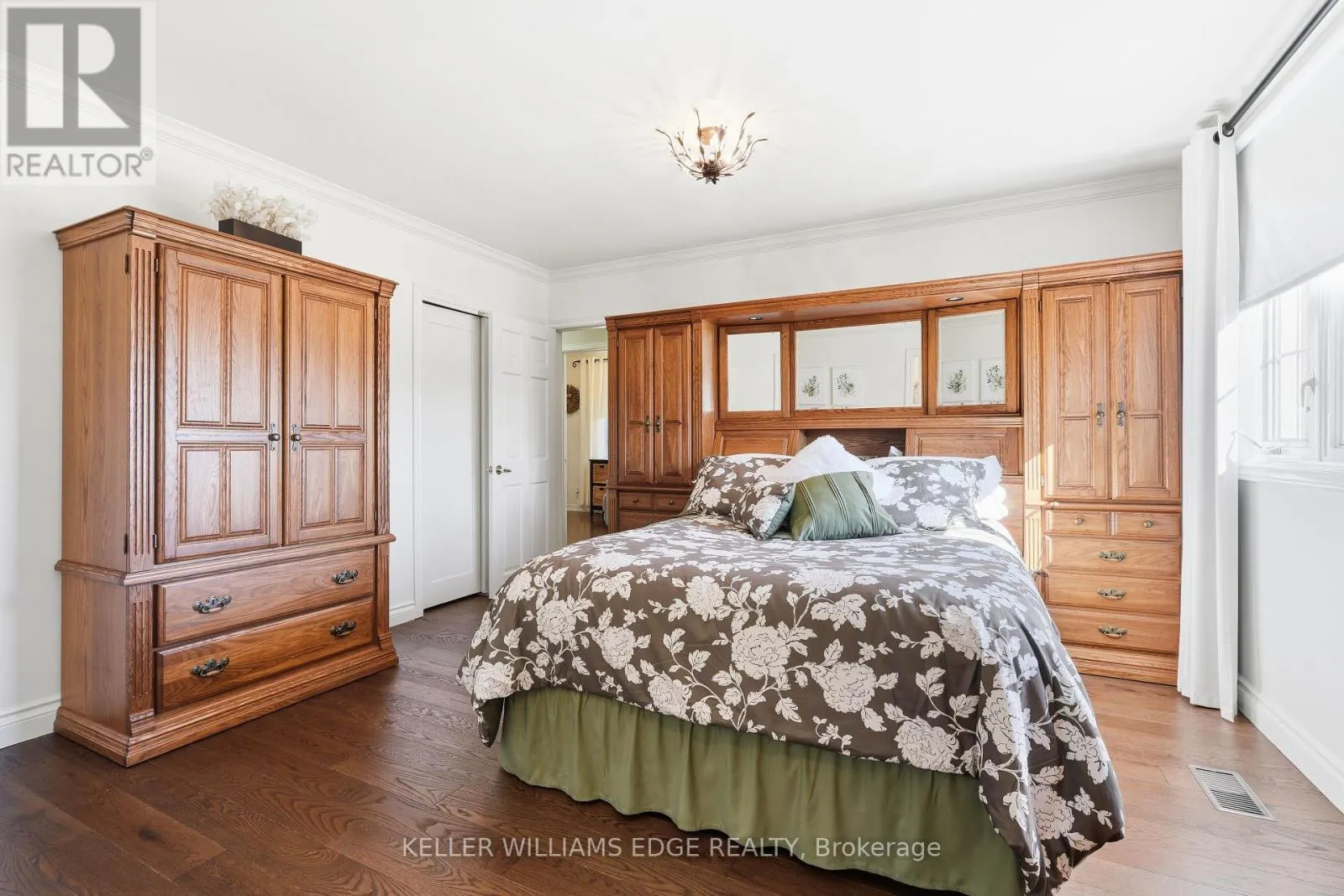 1360 WATERDOWN ROAD