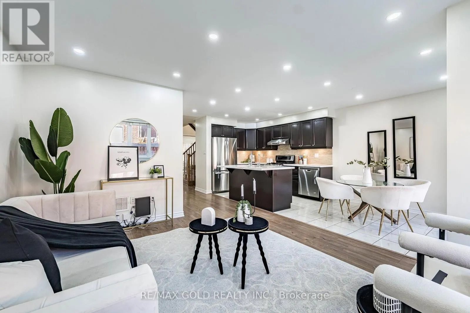 6 VOLNER ROAD