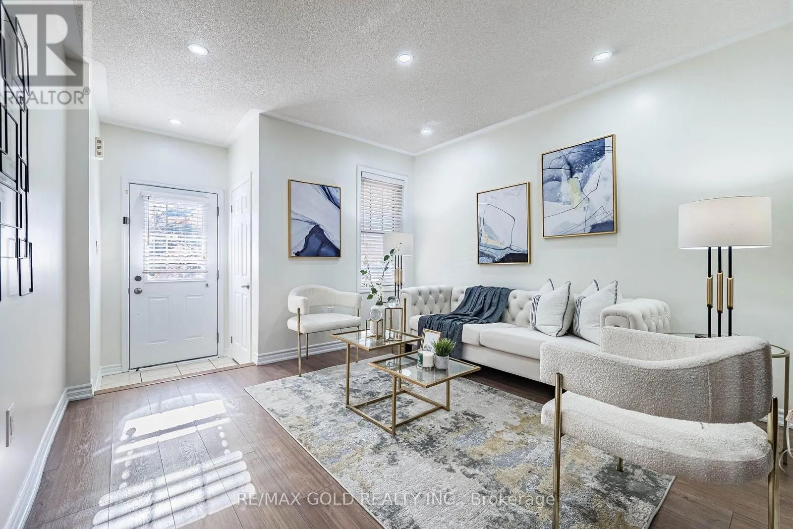6 VOLNER ROAD