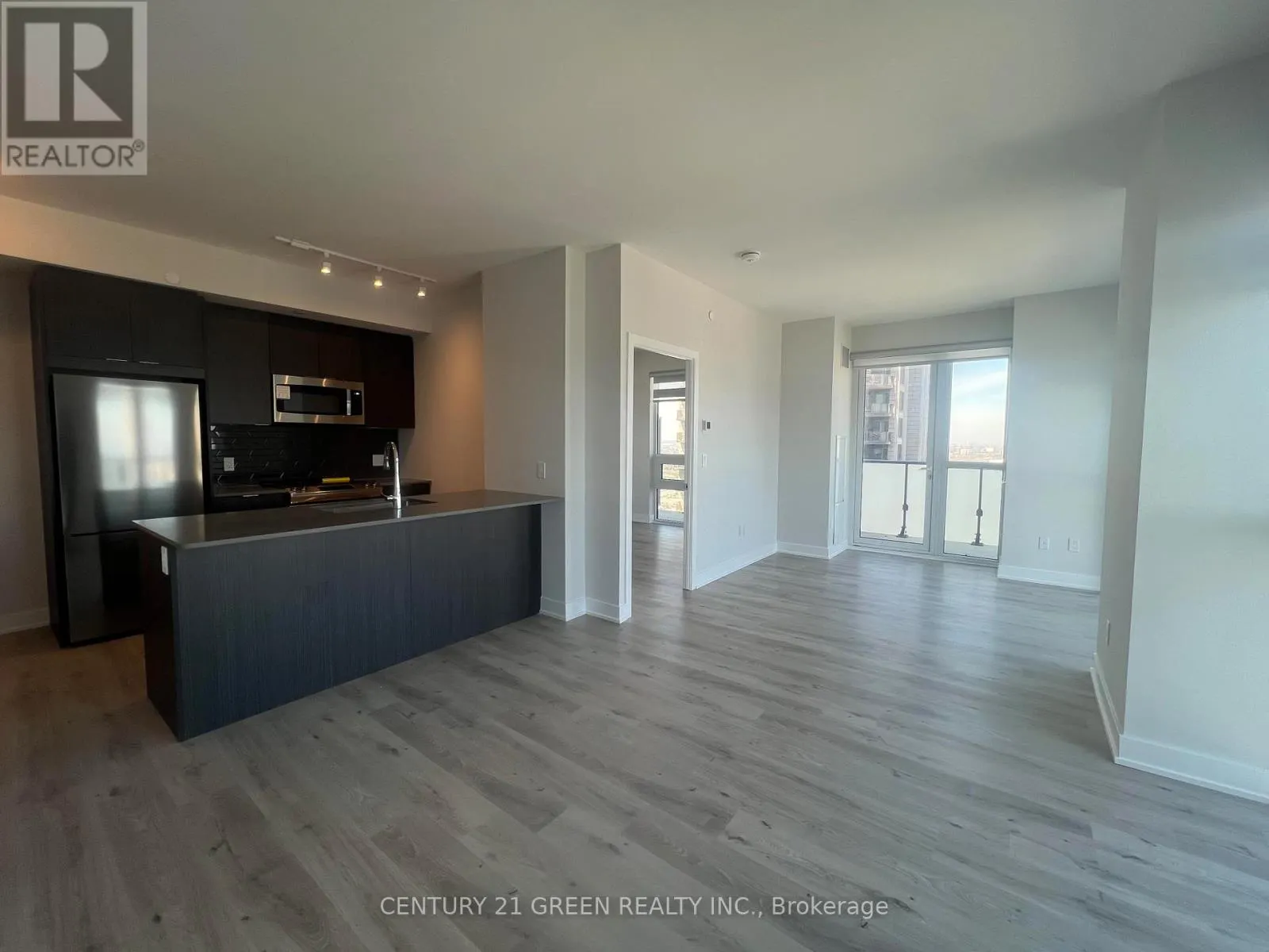 3203 - 430 SQUARE ONE DRIVE