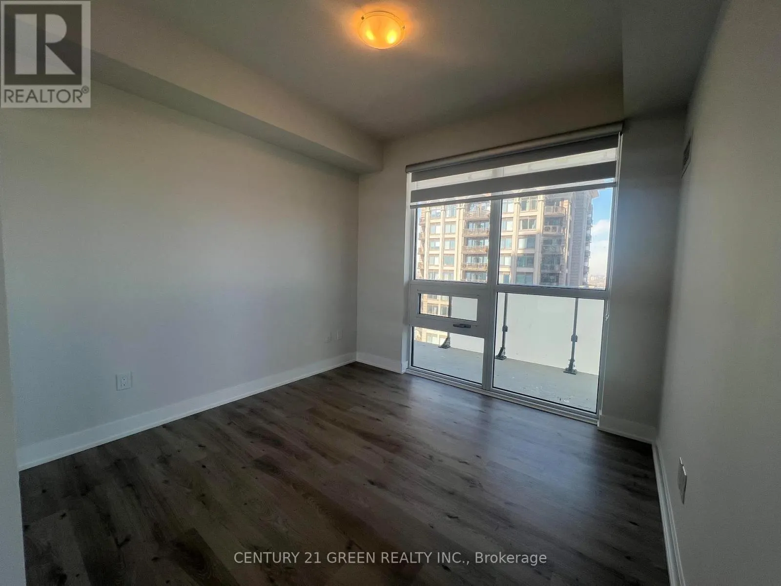 3203 - 430 SQUARE ONE DRIVE