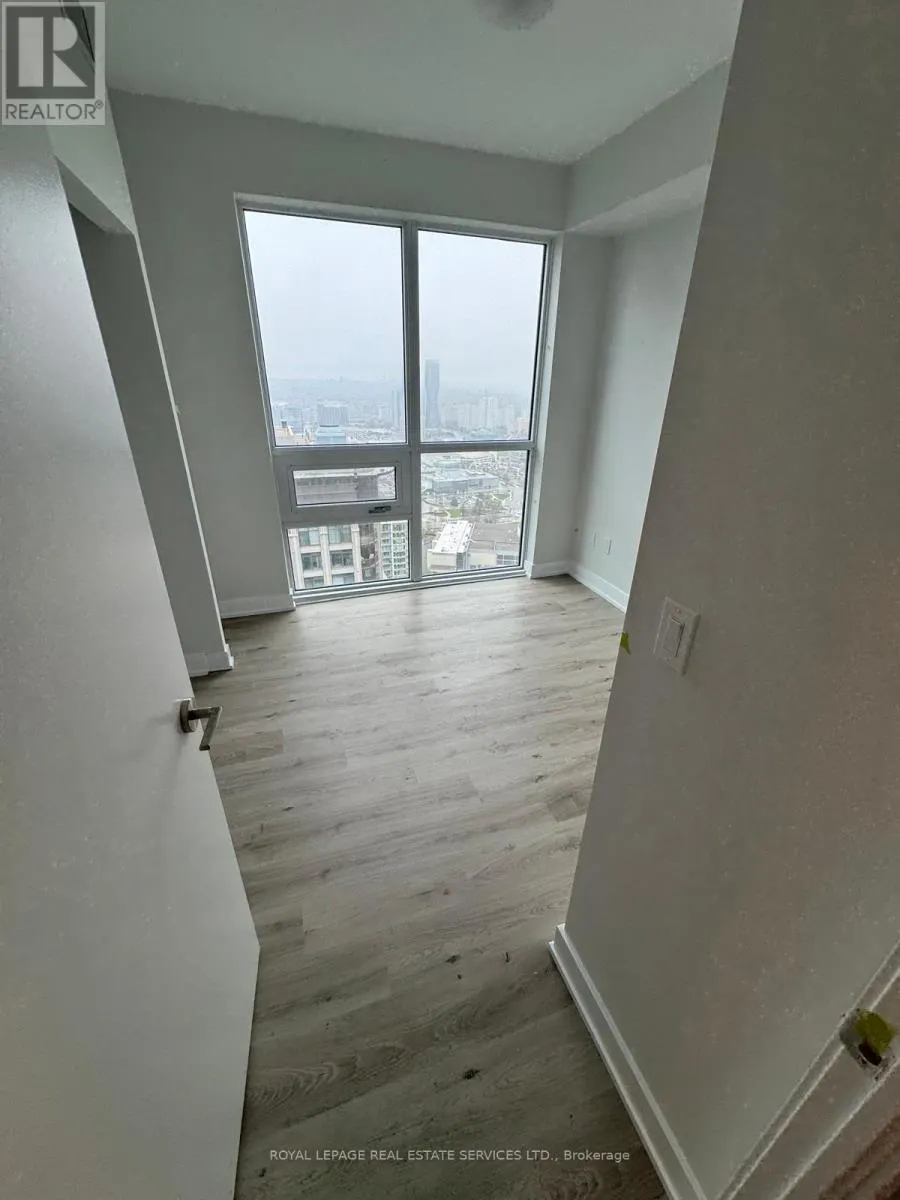 4111 - 430 SQUARE ONE DRIVE