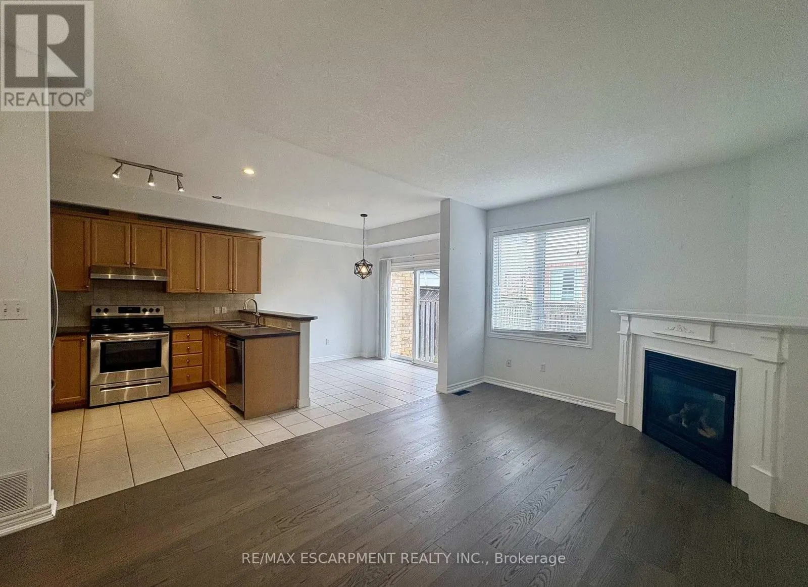 5325 APPLEGARTH DRIVE