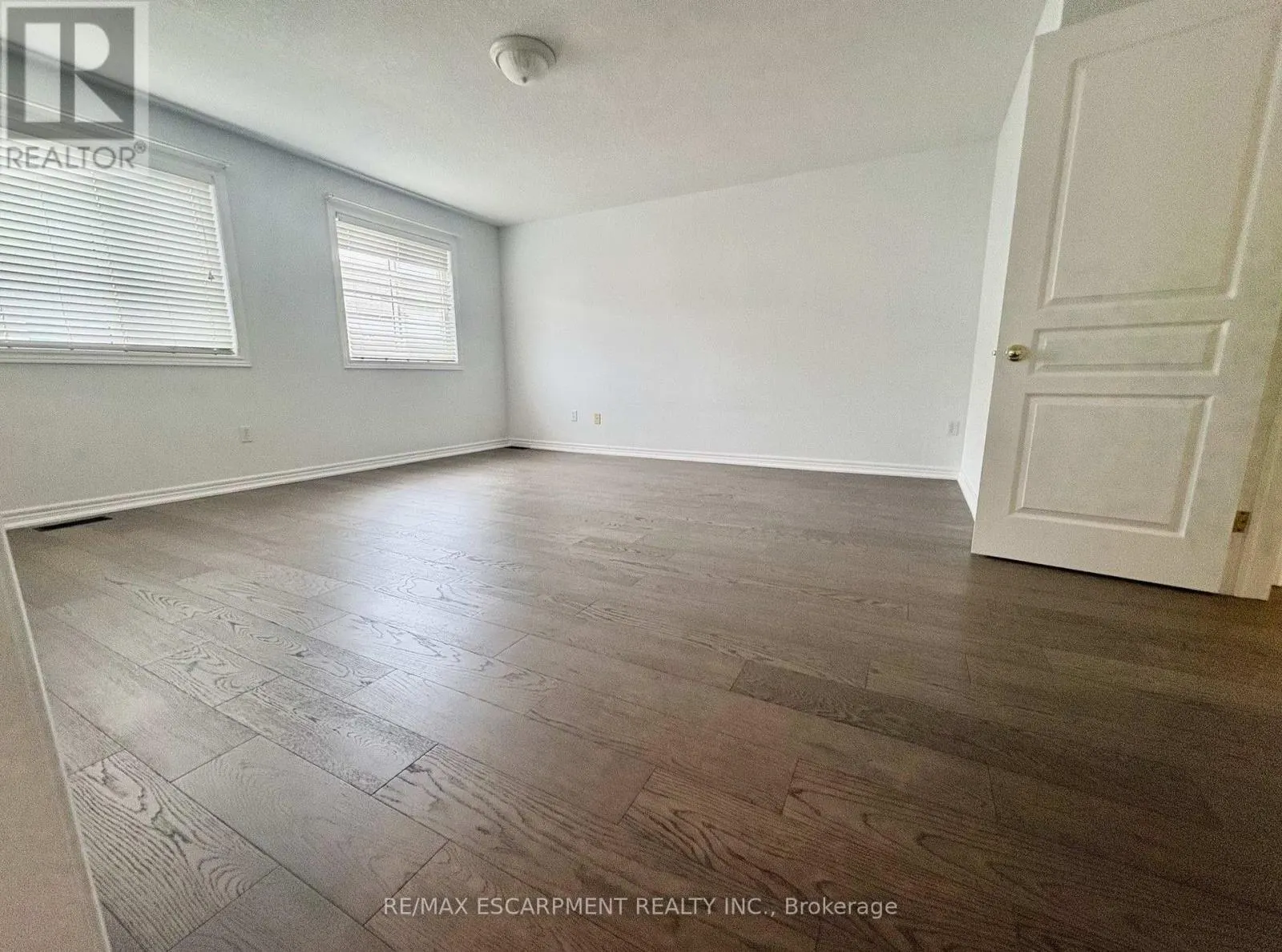 5325 APPLEGARTH DRIVE