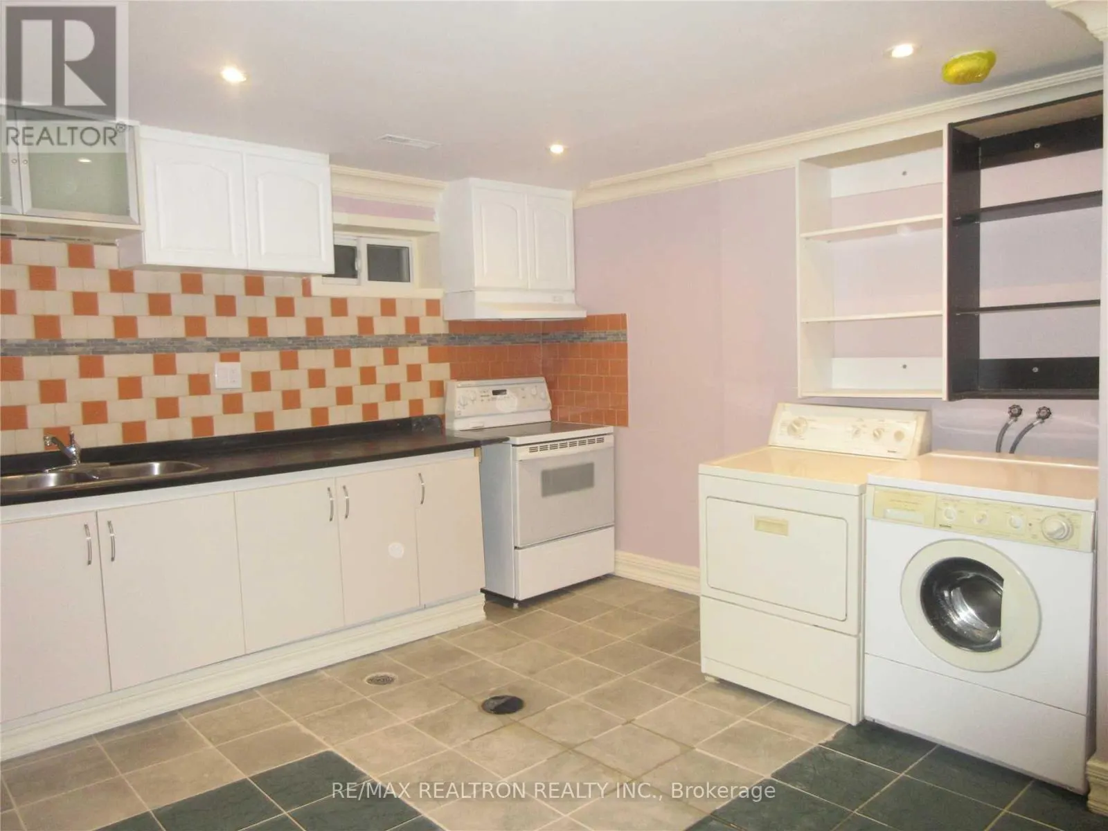 BSMNT - 3876 TEESWATER ROAD