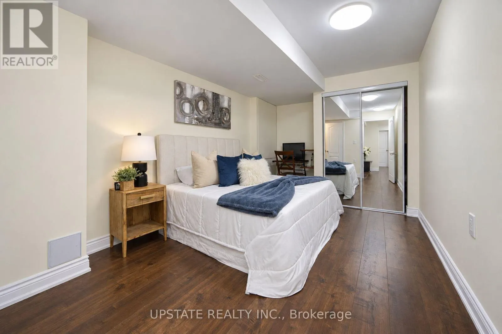 15 CRANWOOD CIRCLE