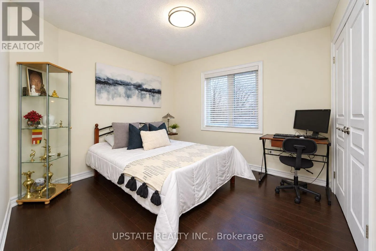 15 CRANWOOD CIRCLE