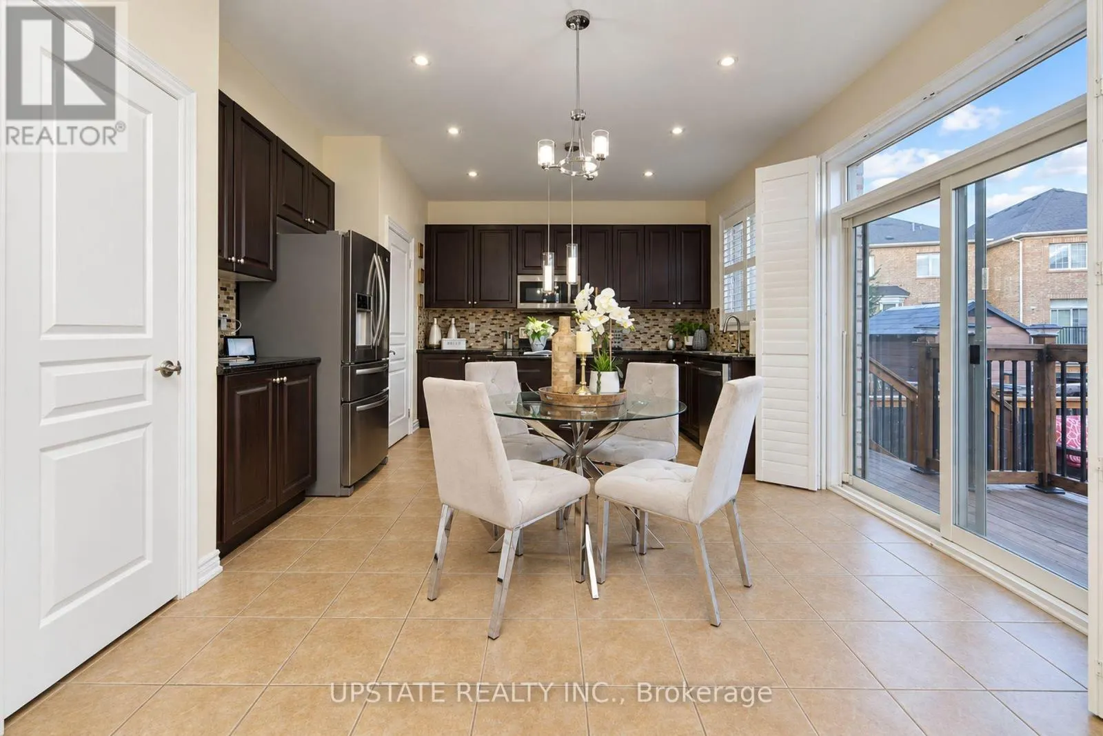 15 CRANWOOD CIRCLE