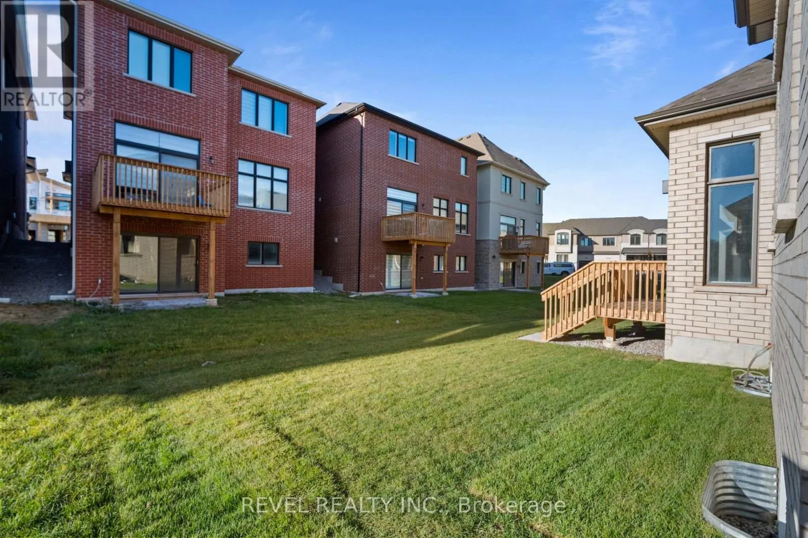 1251 BLACK BEAR TRAIL
