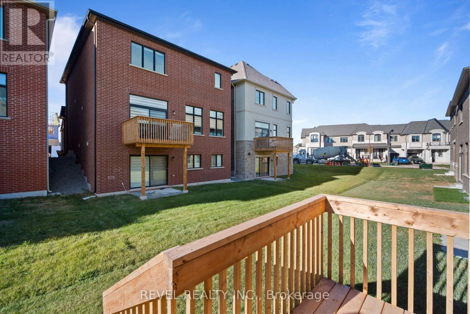 1251 BLACK BEAR TRAIL