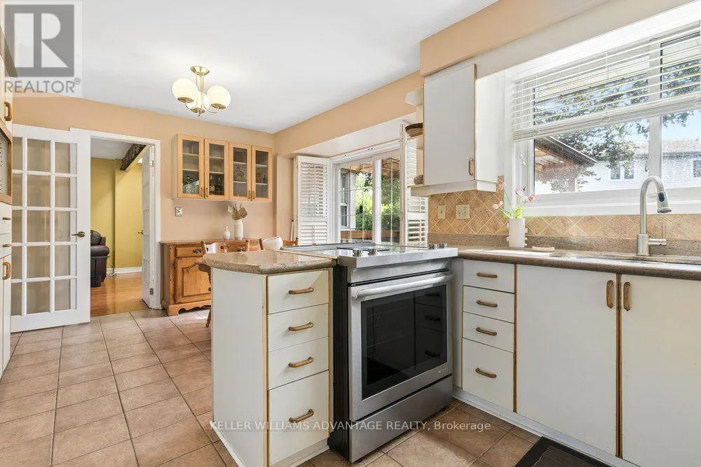 2192 CASTLESTONE COURT