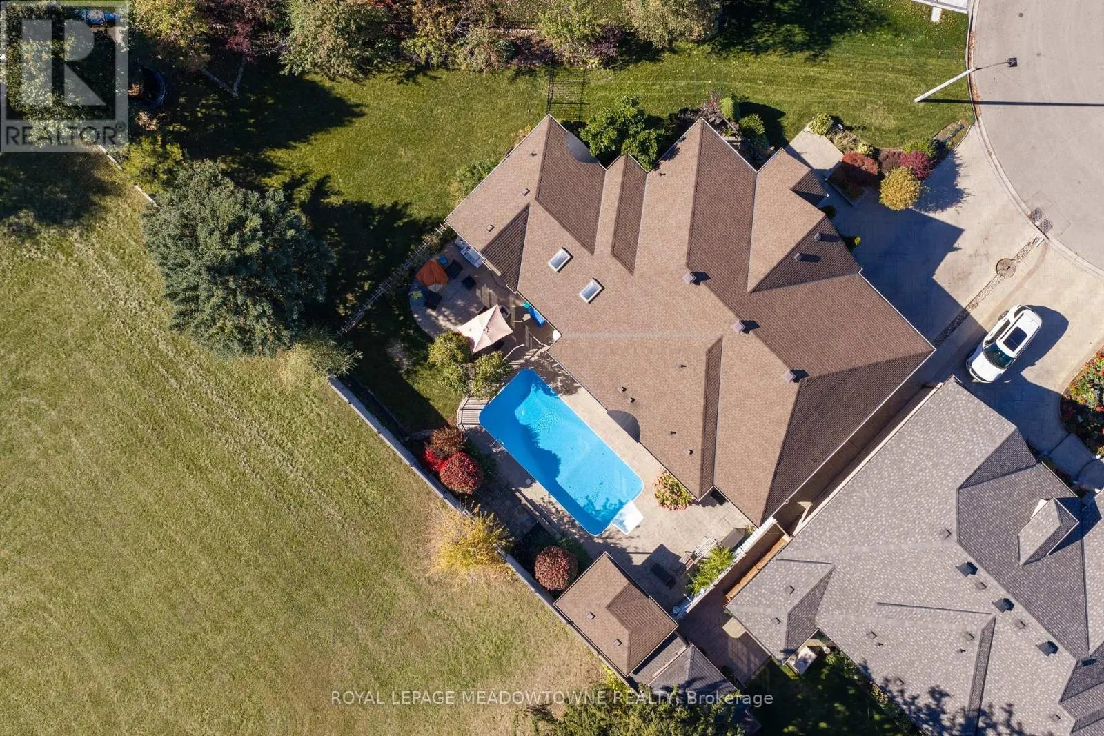 18 TRISTAN COURT
