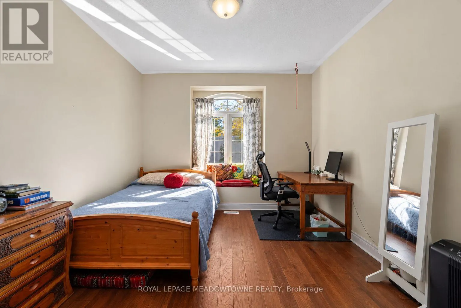 18 TRISTAN COURT