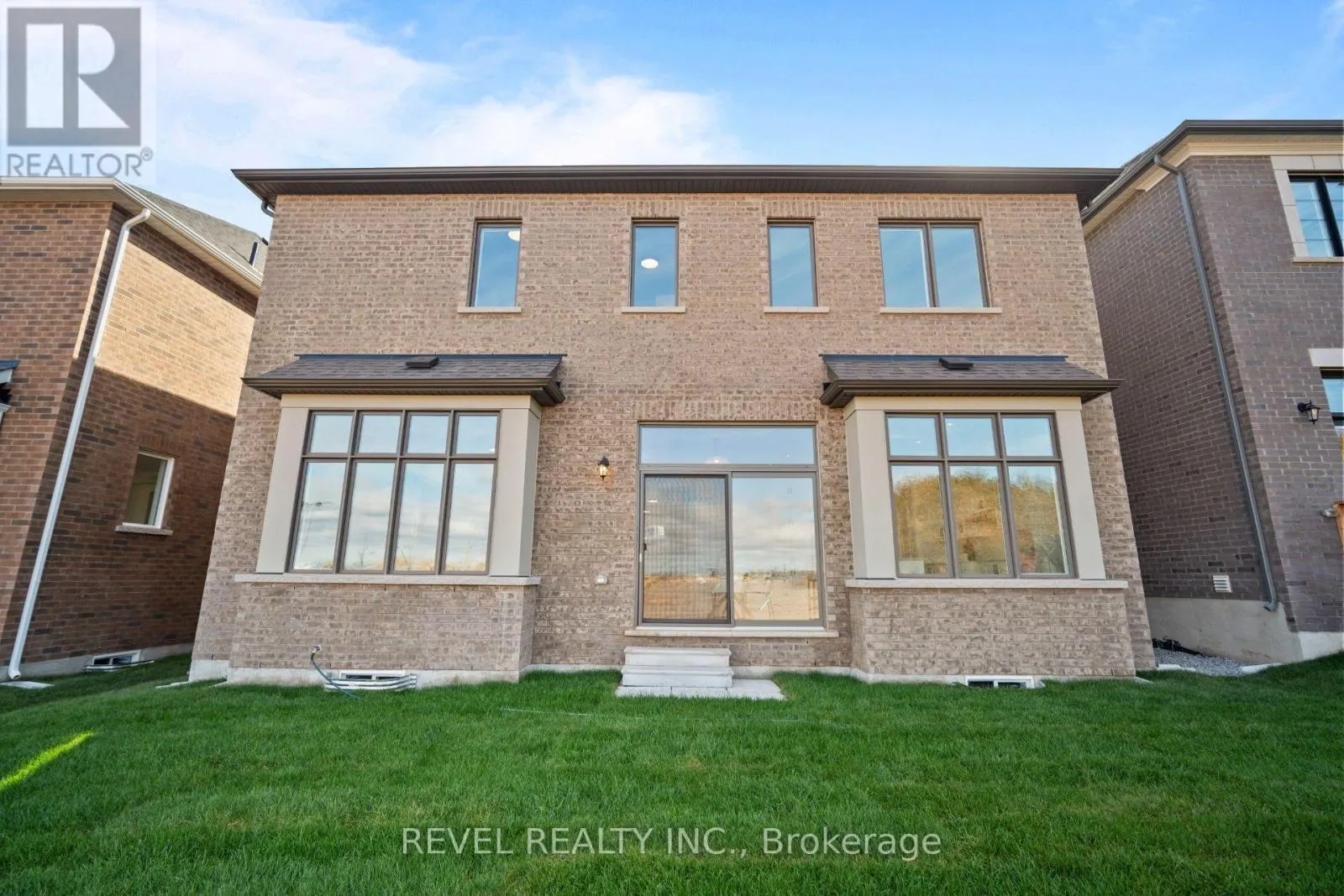 1153 MAVERICK WAY