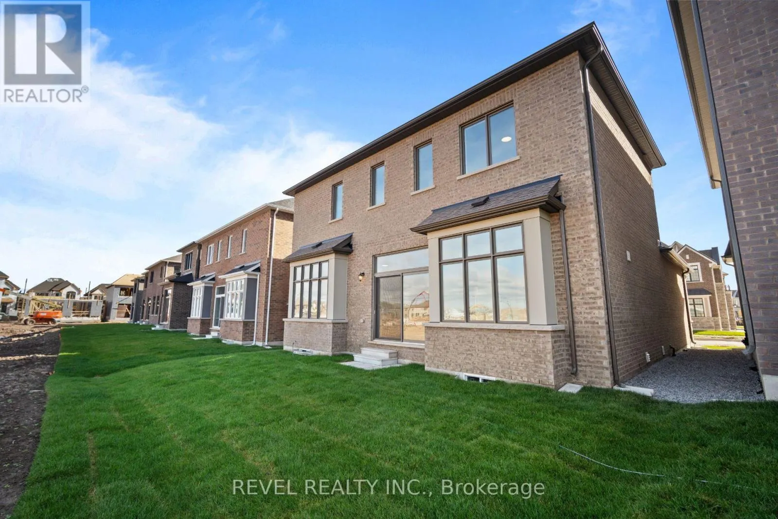 1153 MAVERICK WAY