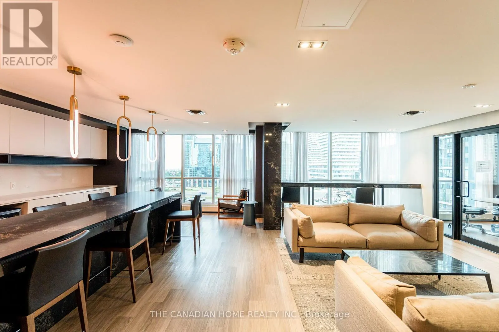 1412 - 4065 CONFEDERATION PARKWAY