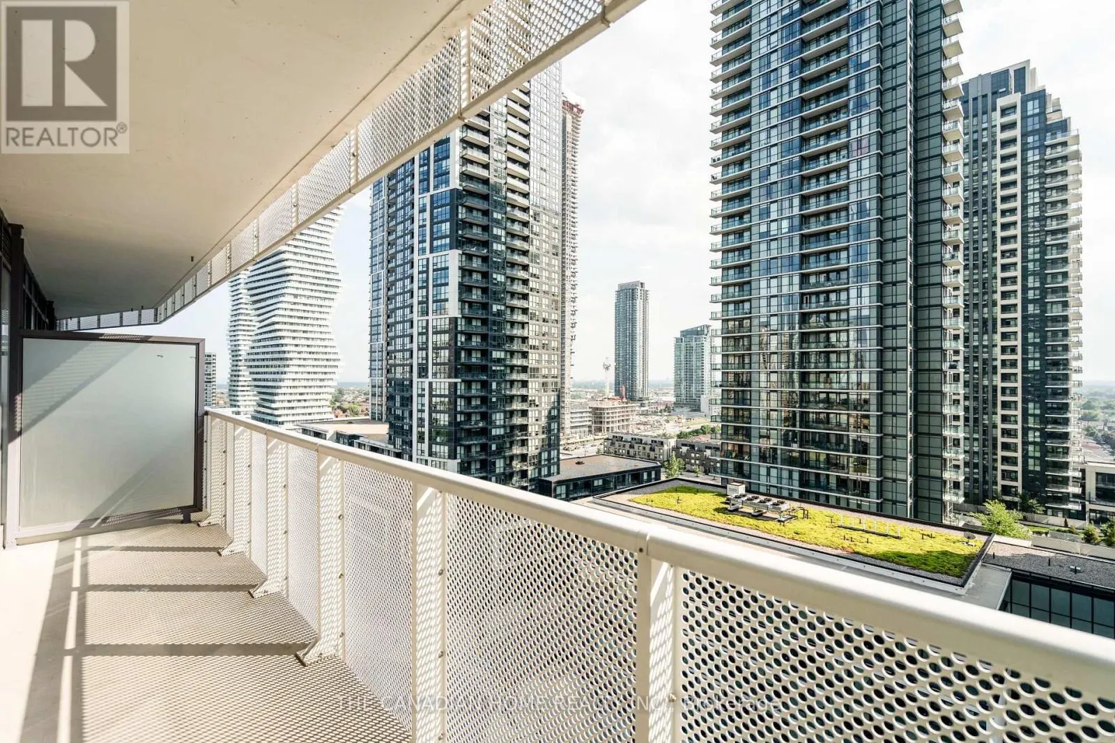 1412 - 4065 CONFEDERATION PARKWAY