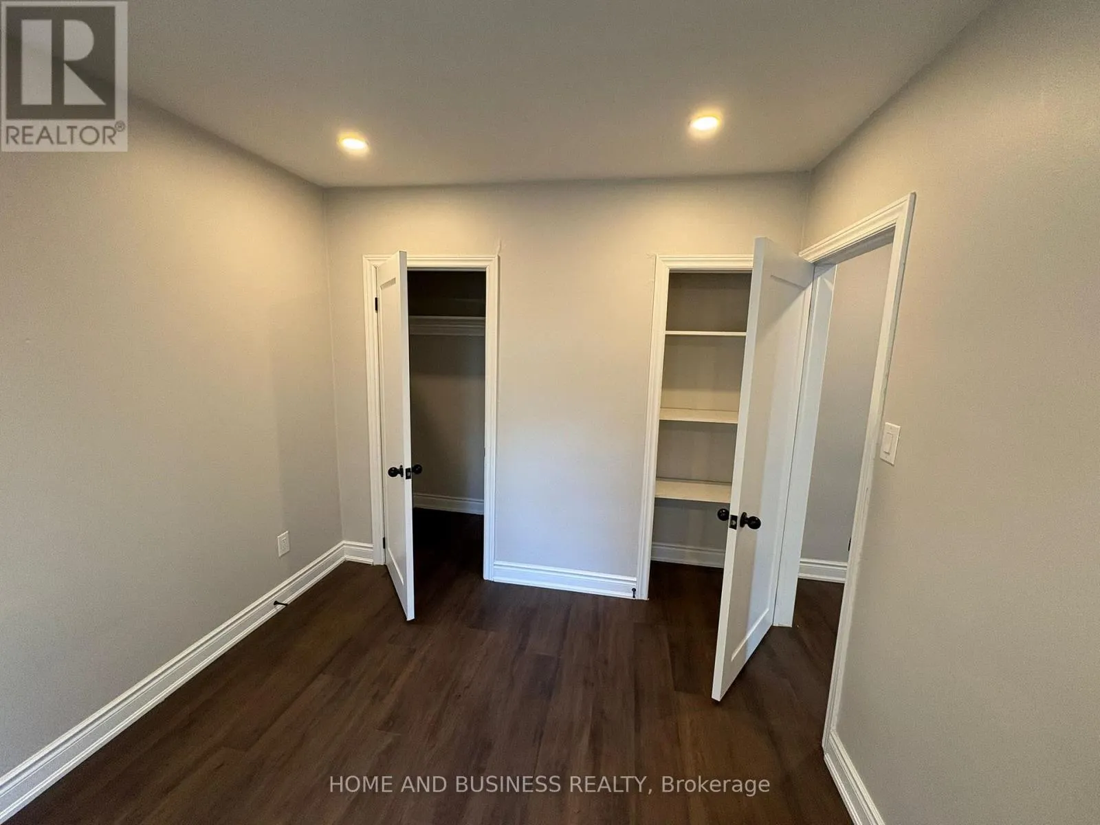 3 - 38 RIVER DRIVE