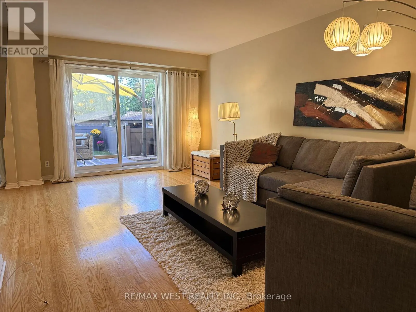 43 - 51 BROADFIELD DRIVE