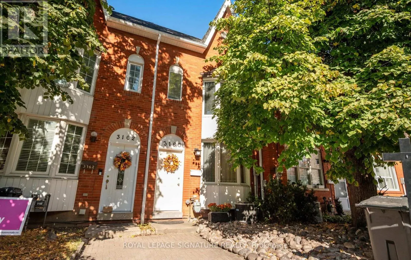 3160 DUNDAS STREET