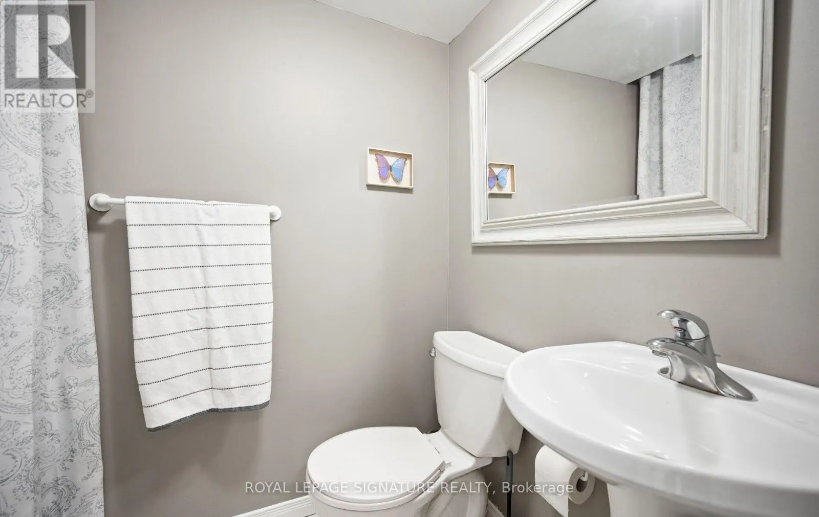 3160 DUNDAS STREET