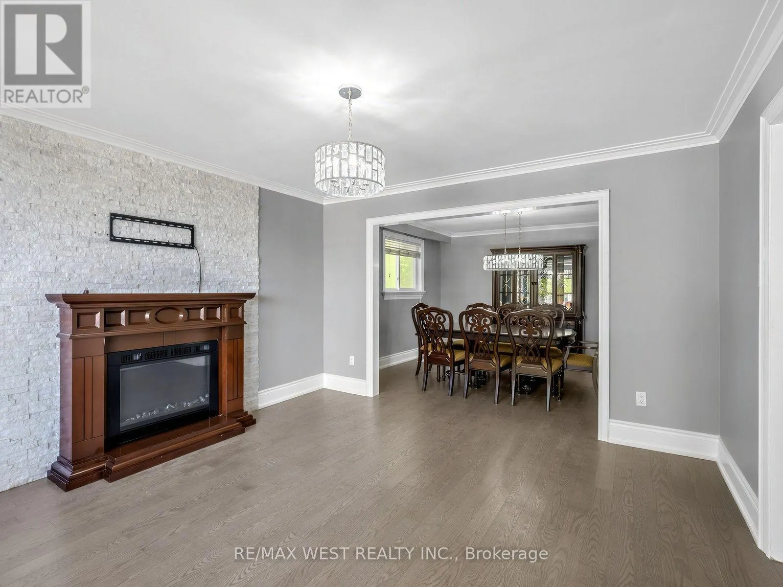 49 DYNEVOR ROAD