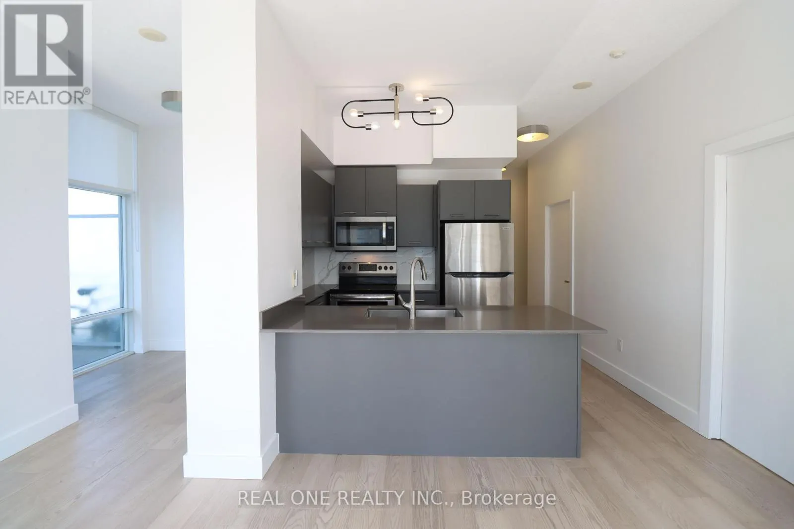 2208 - 365 PRINCE OF WALES DRIVE