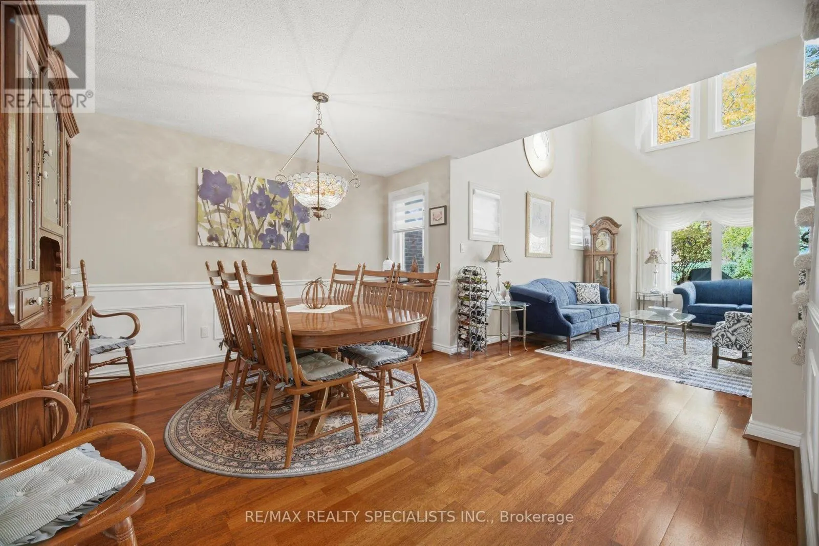 6 - 5490 GLEN ERIN DRIVE