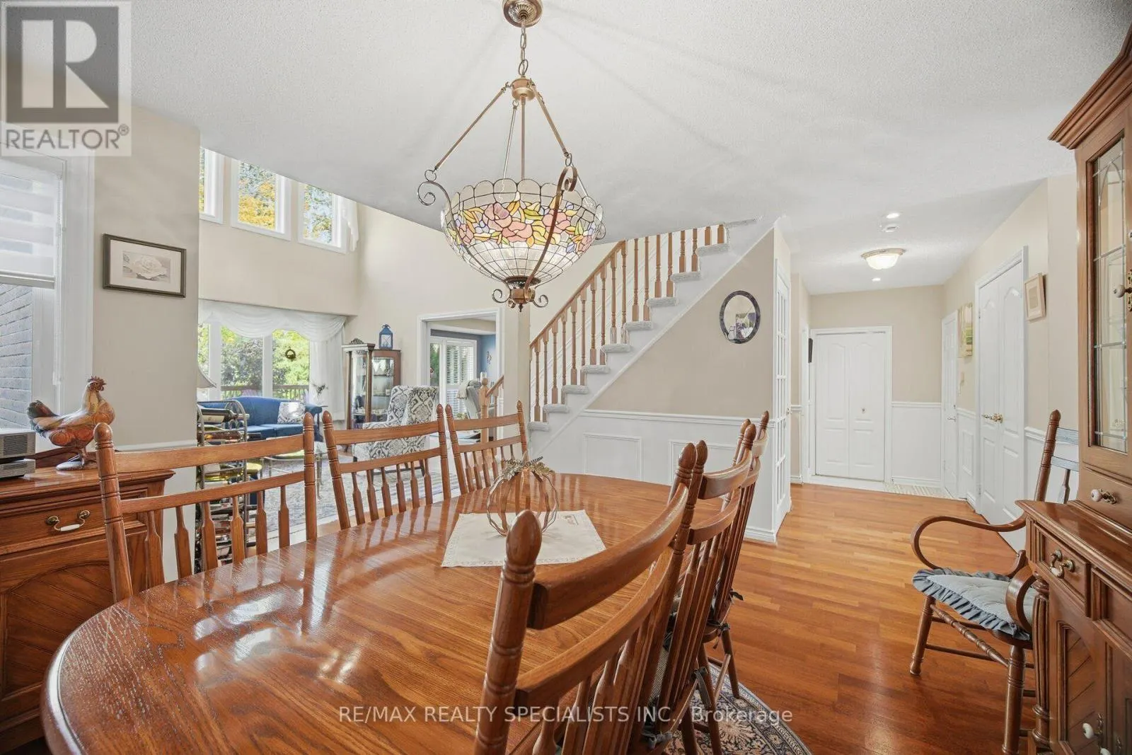 6 - 5490 GLEN ERIN DRIVE