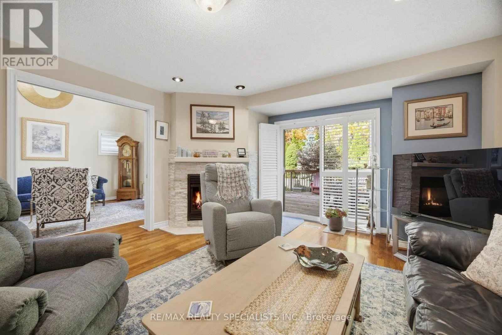 6 - 5490 GLEN ERIN DRIVE
