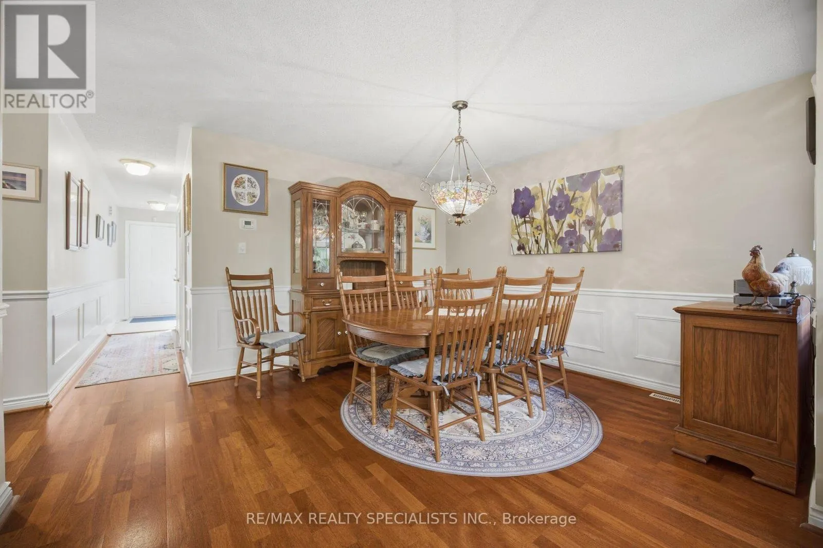 6 - 5490 GLEN ERIN DRIVE