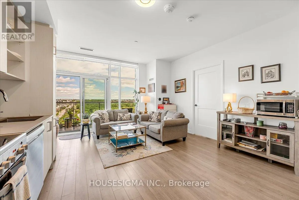 1006 - 50 GEORGE BUTCHART DRIVE