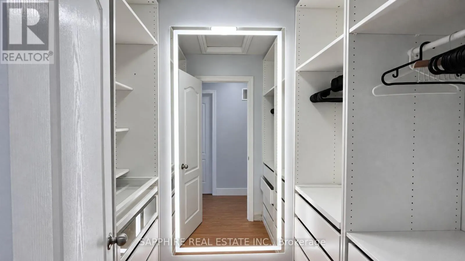 1261 SIM PLACE
