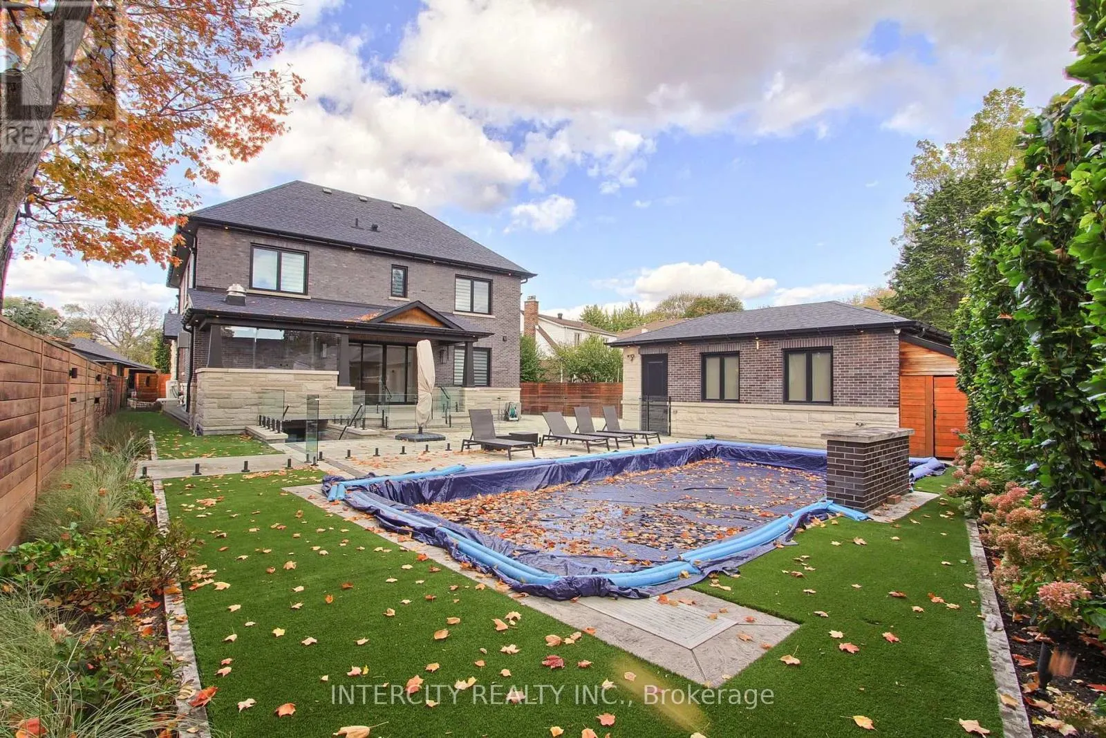 45 NORDALE CRESCENT