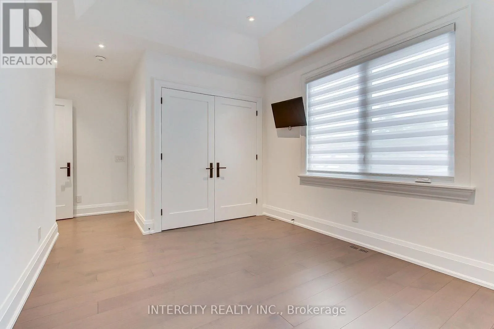 45 NORDALE CRESCENT