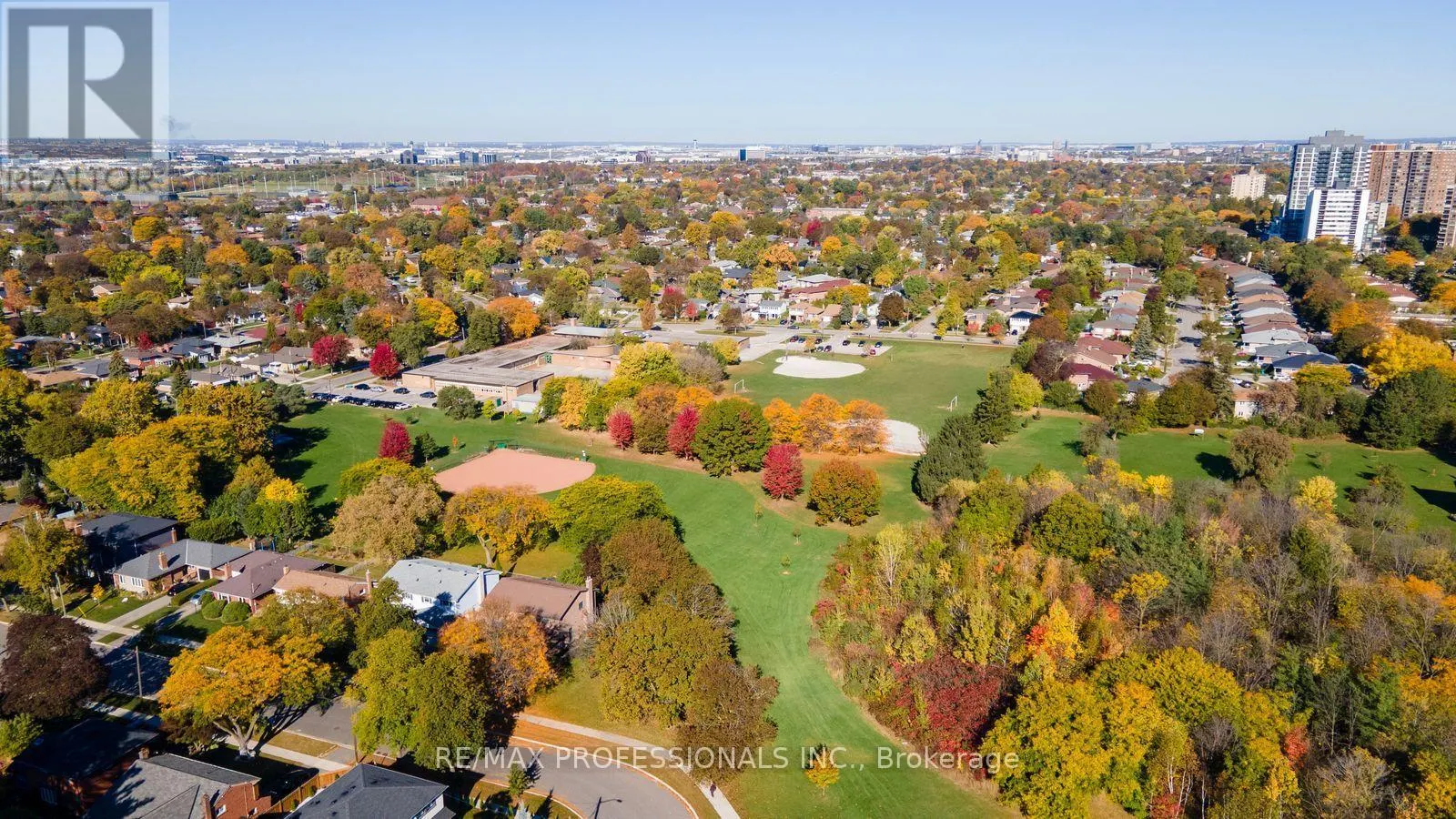 1102 - 451 THE WEST MALL DRIVE